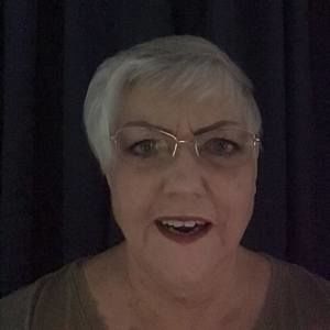 Meet your Posher, Deidra